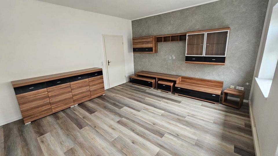 Etagenwohnung Köthen (Anhalt) - 3 Zimmer, 67 m&sup2;, 405&euro; | Angebot:26576136
