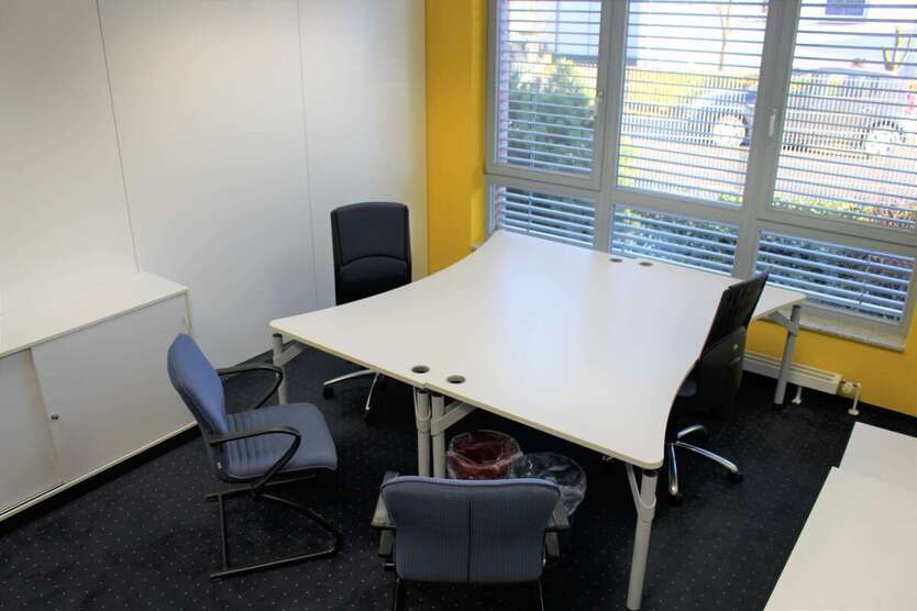 Büro in Köln 700 € 24 m² zimmer