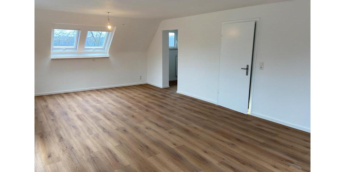 Etagenwohnung Eitorf - 3 Zimmer, 88 m&sup2;, 780&euro; | Angebot:25172304