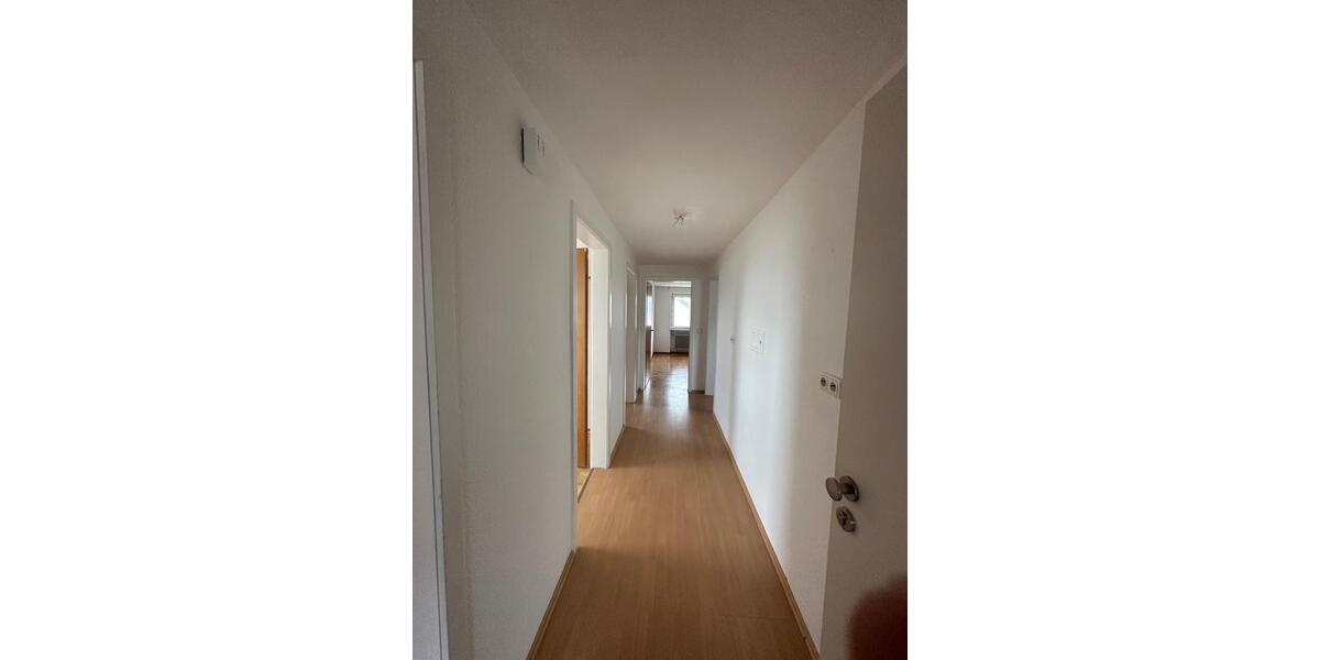 Dachgeschoßwohnung Aalen Attenhofen - 4 Zimmer, 80 m&sup2;, 840&euro; | Angebot:26049594