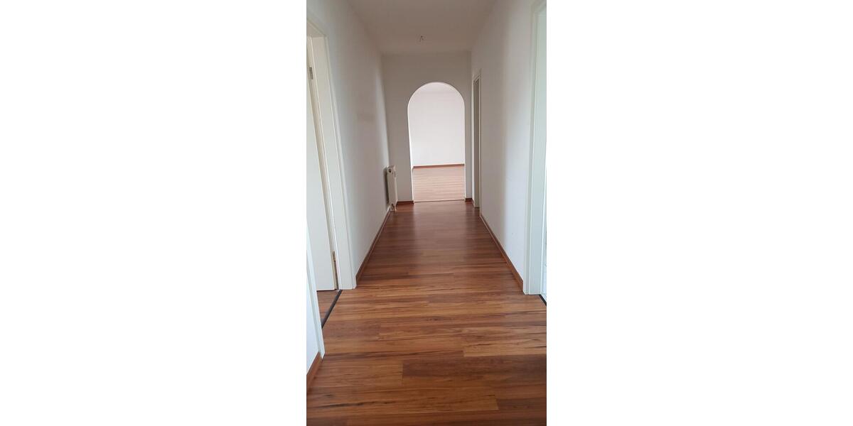 Etagenwohnung Rackwitz - 3 Zimmer, 83 m&sup2;, 715&euro; | Angebot:24431190