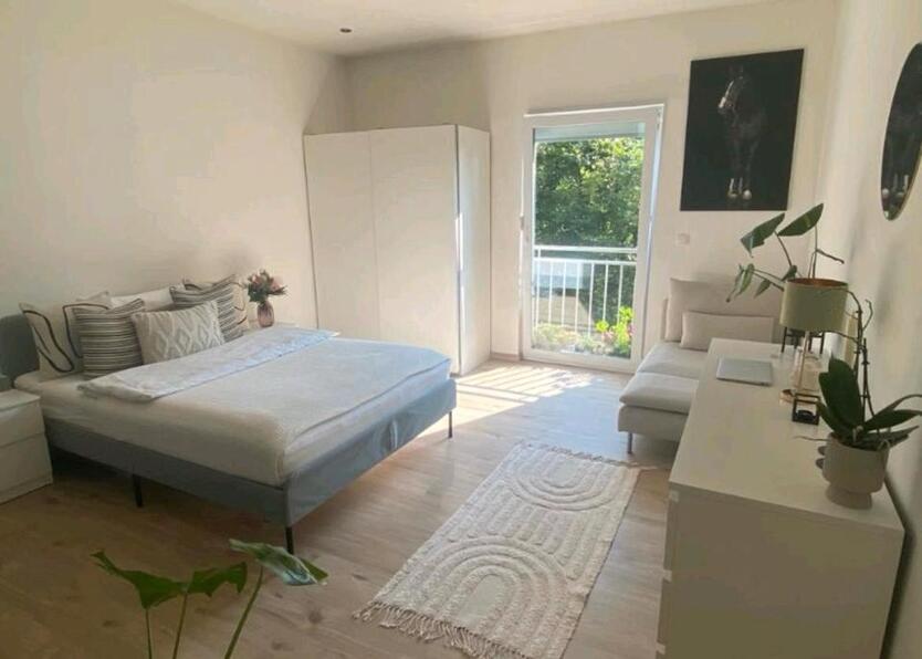 1-Zimmer Wohnung mit Pkw-Stellplatz