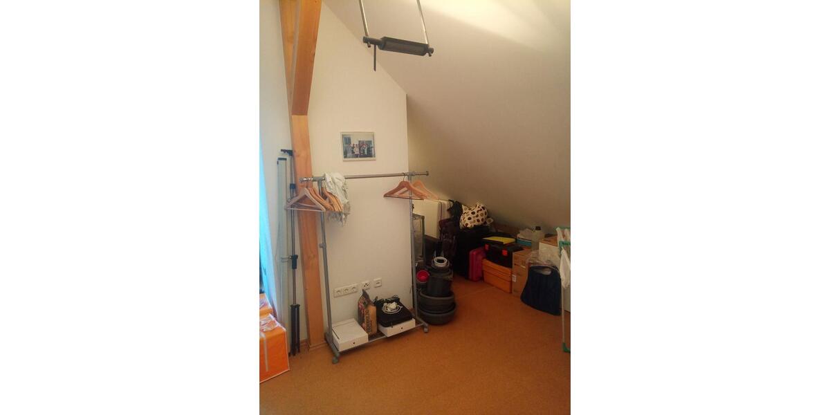 Dachgeschoßwohnung Runkel - 3 Zimmer, 105 m&sup2;, 1.365&euro; | Angebot:26041308
