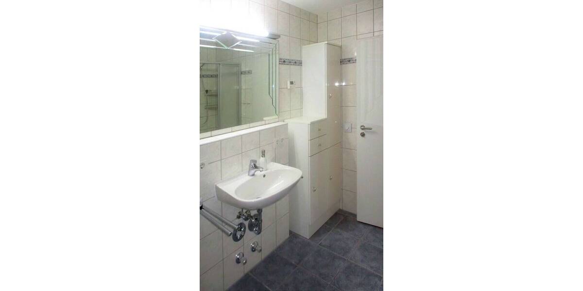 Etagenwohnung Wörth Hofsingelding - 3 Zimmer, 109 m&sup2;, 1.650&euro; | Angebot:26673173