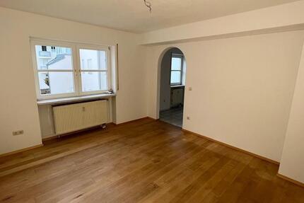 Wohnung Pfarrkirchen - 3 Zimmer, 68 m&sup2;, 680&euro; | Angebot:24535790