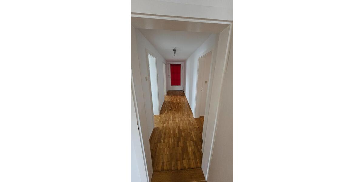 Dachgeschoßwohnung Bad Mergentheim - 3 Zimmer, 81 m&sup2;, 700&euro; | Angebot:23689910