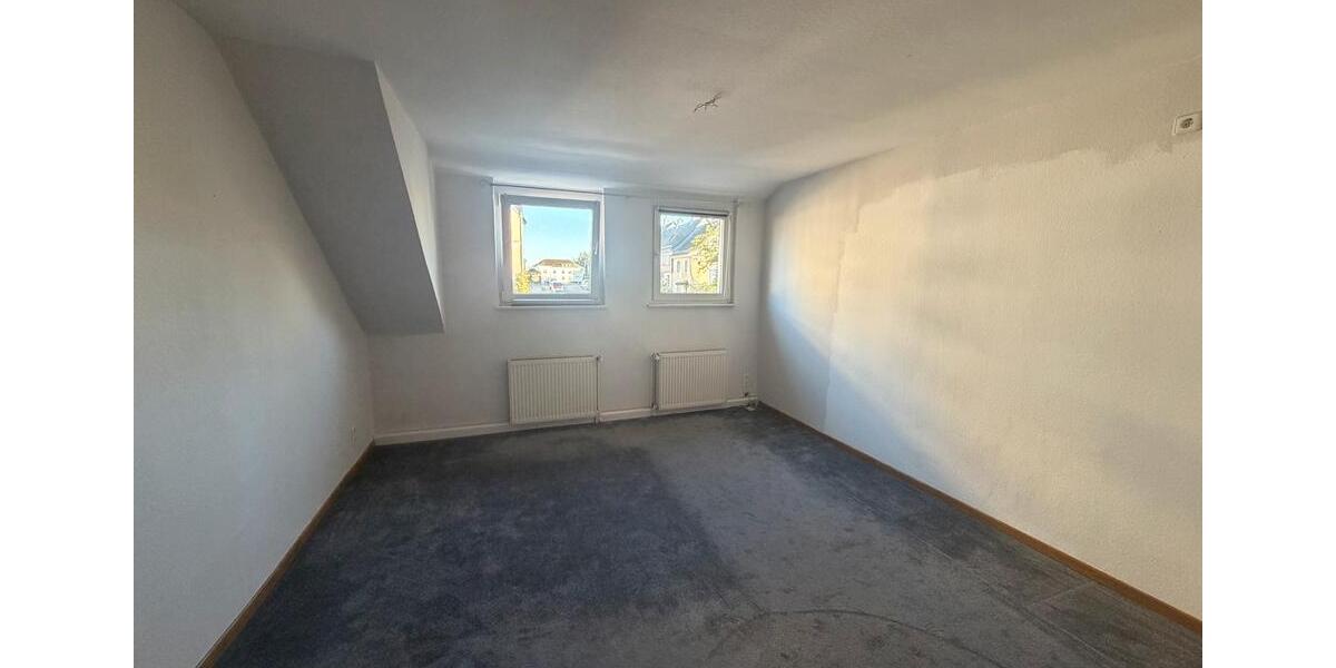 Dachgeschoßwohnung Remscheid Reinshagen - 1 Zimmer, 68 m&sup2;, 590&euro; | Angebot:26491225