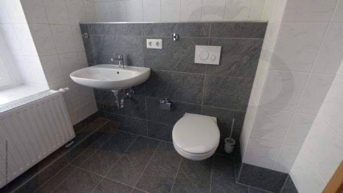 Etagenwohnung Altenburg Südost - 2 Zimmer, 42 m&sup2;, 310&euro; | Angebot:26080064