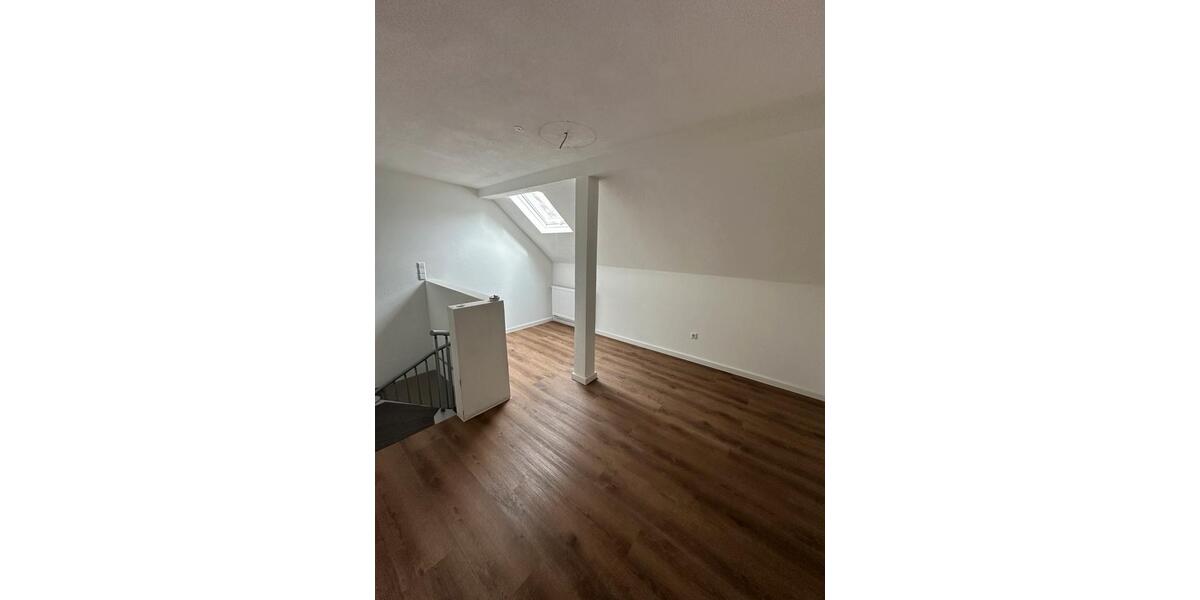 Maisonettenwohnung Bruchsal - 2 Zimmer, 70 m&sup2;, 1.300&euro; | Angebot:25420998