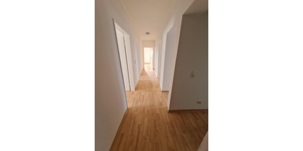 Etagenwohnung Nienburg (Weser) - 4 Zimmer, 80 m&sup2;, 720&euro; | Angebot:24732281