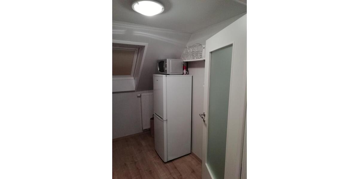 Dachgeschoßwohnung Rees - 3 Zimmer, 59 m&sup2;, 420&euro; | Angebot:26517400
