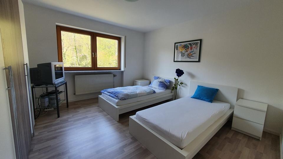 Wohnen auf Zeit Grafrath - 3 Zimmer, 16 m&sup2;, 560&euro; | Angebot:26593337