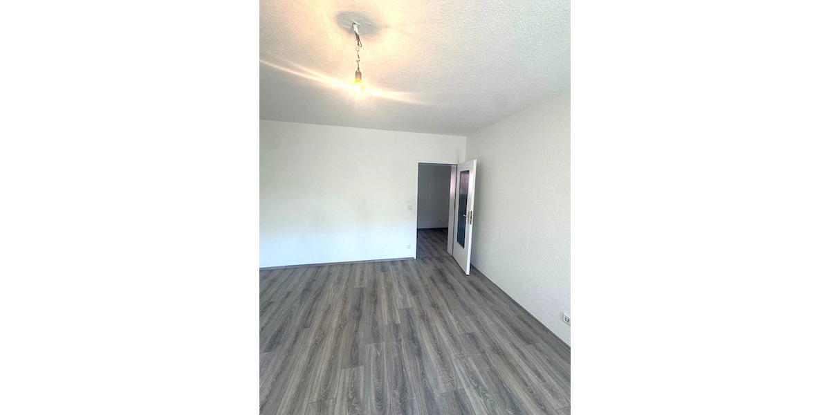 Erdgeschoßwohnung Essen Stadtbezirk IV - 2 Zimmer, 58 m&sup2;, 696&euro; | Angebot:26550141
