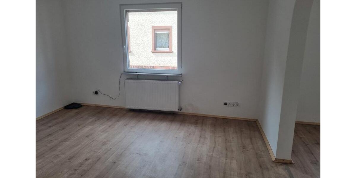 Reihenhaus Rodalben - 6 Zimmer, 160 m&sup2;, 1.200&euro; | Angebot:26612266