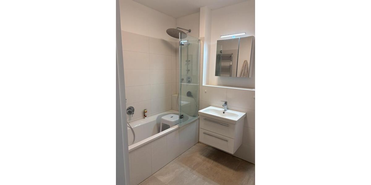 Etagenwohnung Markkleeberg - 6 Zimmer, 125 m&sup2;, 1.670&euro; | Angebot:26580836