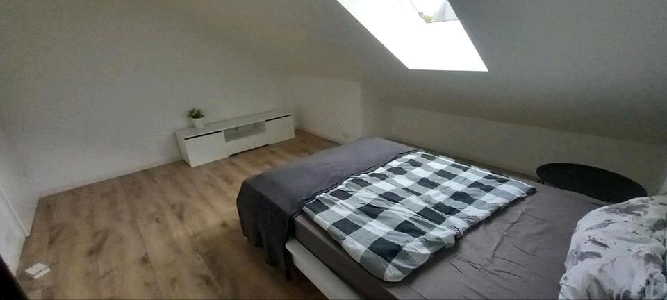 Wohnen auf Zeit Lauda-Königshofen Königshofen - 5 Zimmer, 15 m&sup2;, 560&euro; | Angebot:25383935