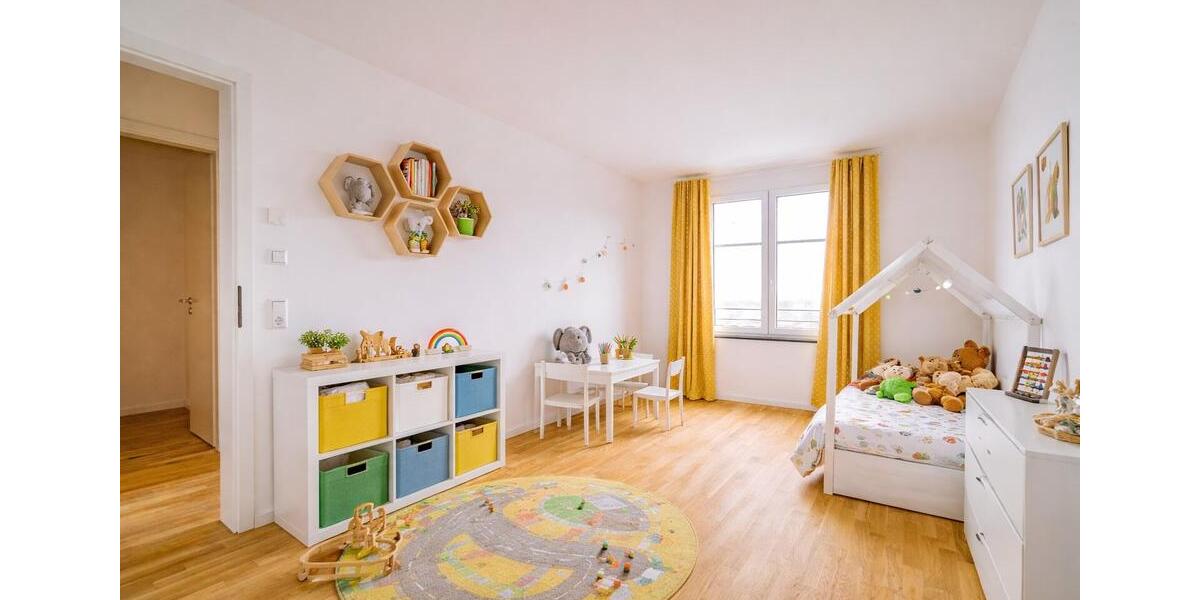 Etagenwohnung Endingen am Kaiserstuhl - 4 Zimmer, 129 m&sup2;, 1.890&euro; | Angebot:24434571