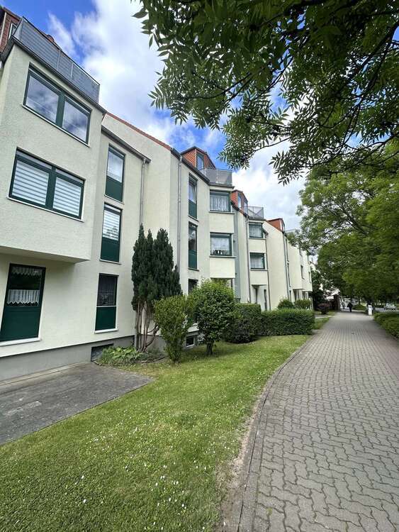 ++Frisch sanierte 2-RaumWohnung mit Balkon++