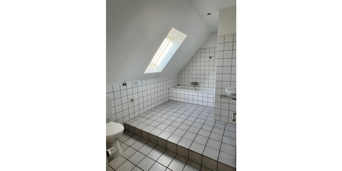 Dachgeschoßwohnung Sassenberg - 2 Zimmer, 88 m&sup2;, 710&euro; | Angebot:25899127