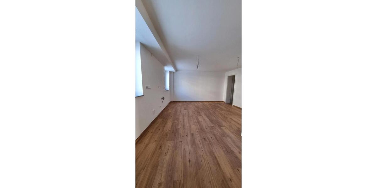 Erdgeschoßwohnung Mühldorf am Inn - 2 Zimmer, 80 m&sup2;, 1.050&euro; | Angebot:25135313