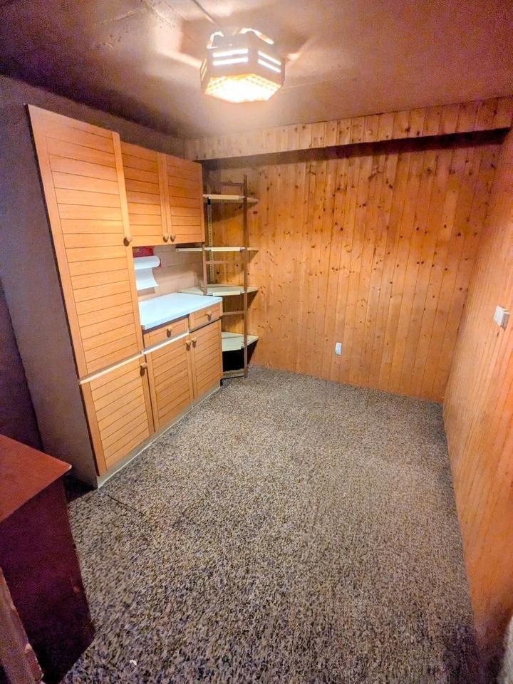 Reihenmittelhaus in zentraler, ruhiger Lage von Lehrte zimmer