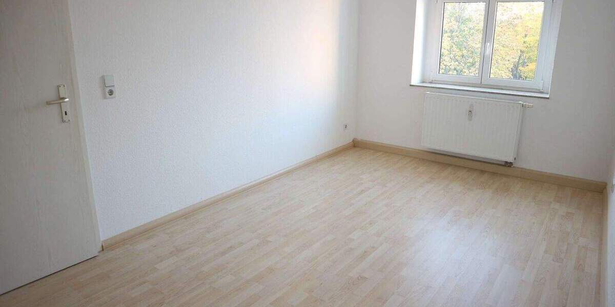 Etagenwohnung chemnitz Lutherviertel - 2 Zimmer, 56 m&sup2;, 331&euro; | Angebot:26758927