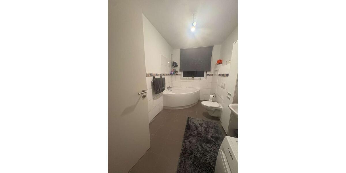 Etagenwohnung Offenbach am Main - 2 Zimmer, 70 m&sup2;, 990&euro; | Angebot:26532054