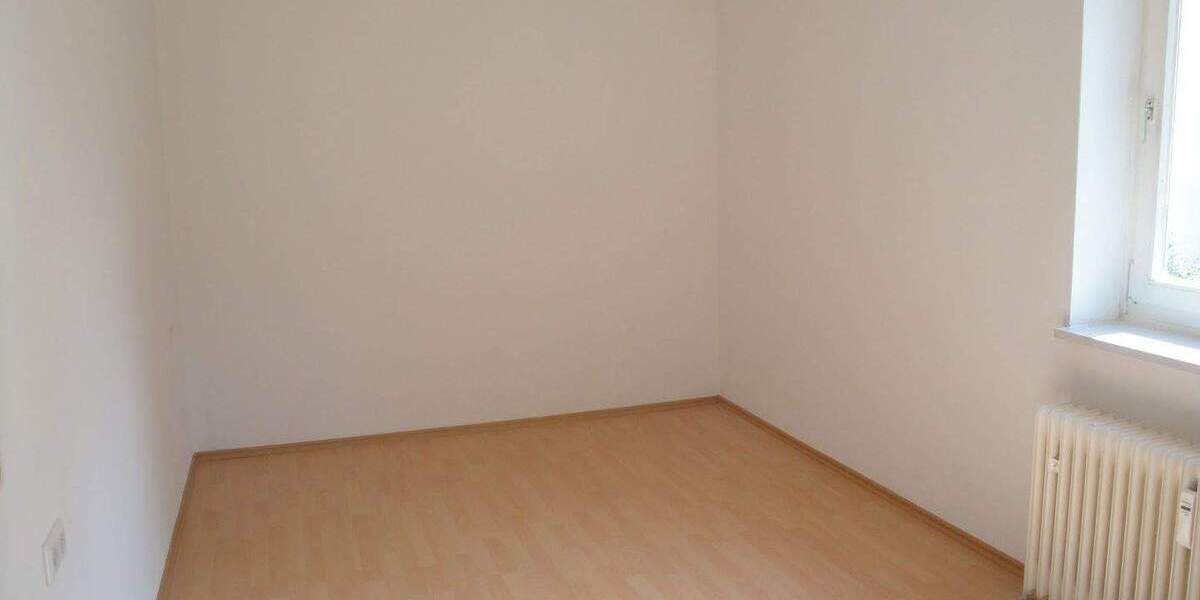 Etagenwohnung Salzgitter Lebenstedt - 3 Zimmer, 70 m&sup2;, 424&euro; | Angebot:26205527