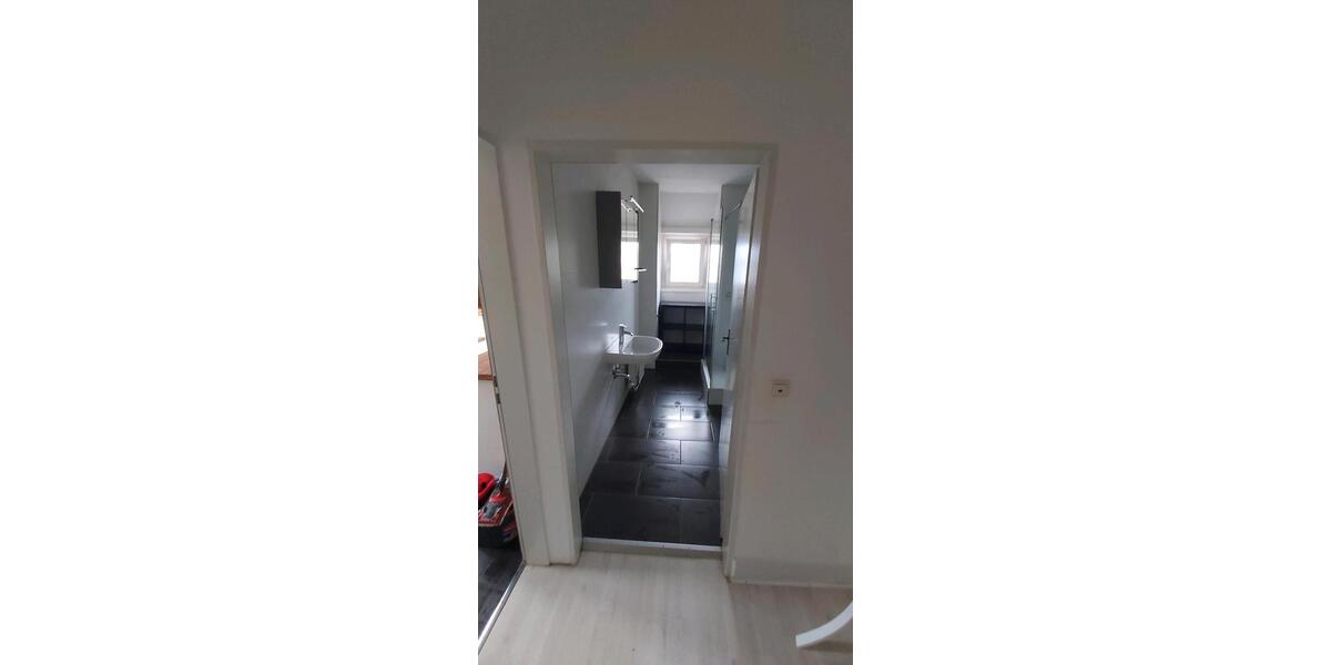 Dachgeschoßwohnung Aachen Aachen-Mitte - 1 Zimmer, 46 m&sup2;, 300&euro; | Angebot:26082740