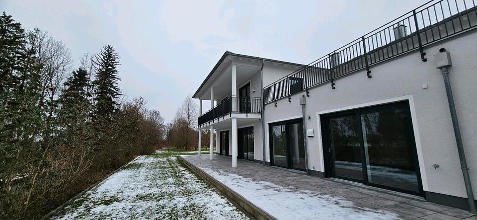 Exklusive Doppelhaushälfte mit großem Garten in idyllischer Lage 8 zimmer