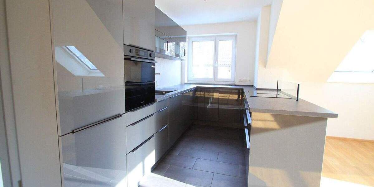 Etagenwohnung Krumbach - 2 Zimmer, 85 m&sup2;, 1.000&euro; | Angebot:24608015