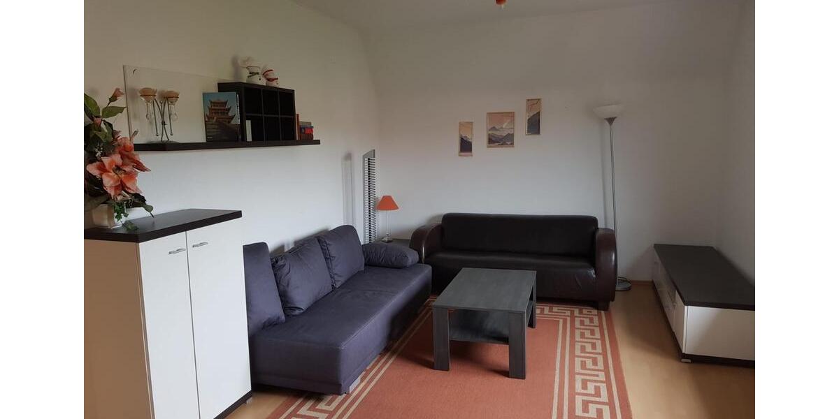 Dachgeschoßwohnung Erlangen Am Anger - 2.5 Zimmer, 54 m&sup2;, 660&euro; | Angebot:25875120