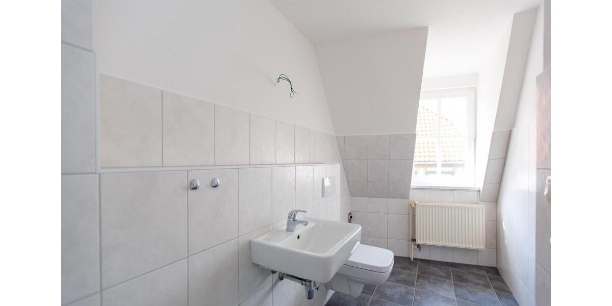 Dachgeschoßwohnung Lübz - 1 Zimmer, 41 m&sup2;, 255&euro; | Angebot:25961049