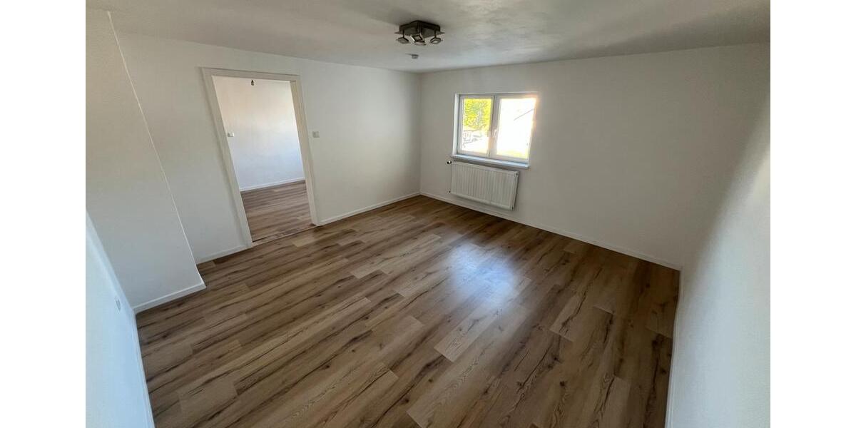 Etagenwohnung Grafenau Frauenberg - 4 Zimmer, 107 m&sup2;, 880&euro; | Angebot:26517669