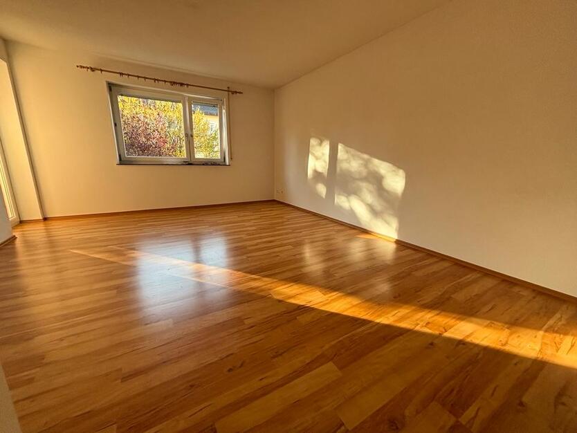 3,5-Zimmer-Wohnung mit Balkon & Stellplatz in Traunstein zimmer