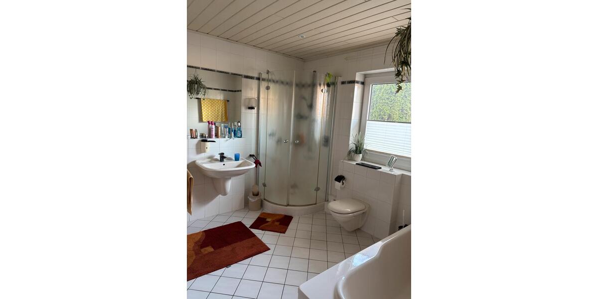 Etagenwohnung Twistringen - 3 Zimmer, 135 m&sup2;, 1.300&euro; | Angebot:25547980