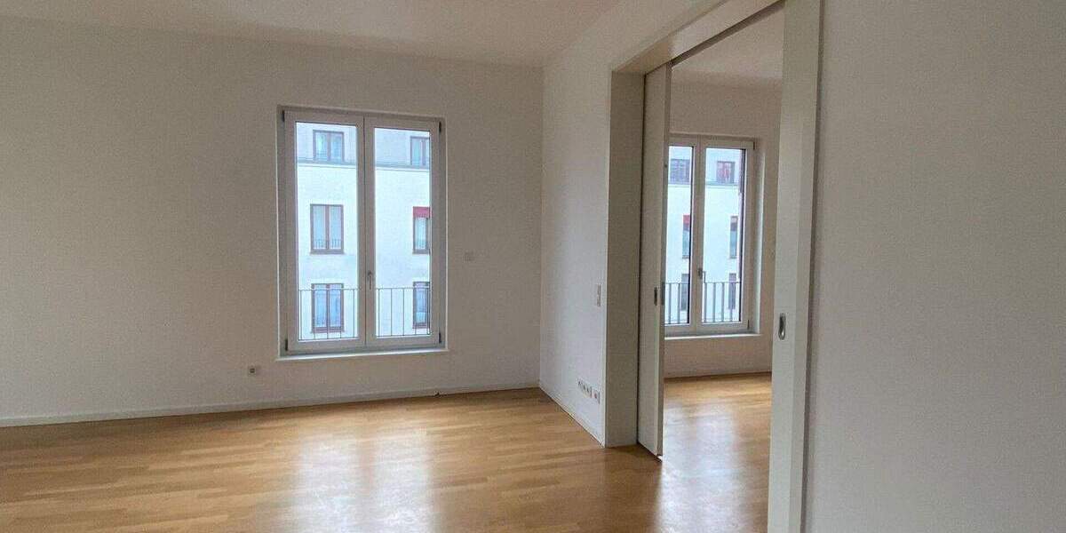 Etagenwohnung Potsdam Berliner Vorstadt - 3 Zimmer, 103 m&sup2;, 1.800&euro; | Angebot:25051864