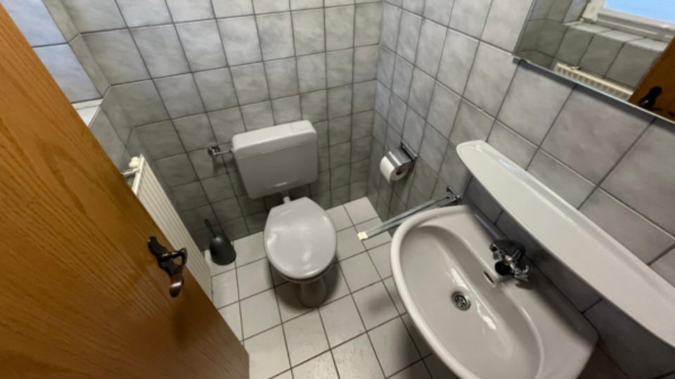 Exklusive 135 qm Wohnung mit Kamin, Einbauküche & Garage 4 zimmer