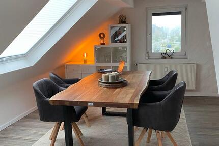 Traumschöne 3 Zi Wohnung Vollmöbliert zimmer