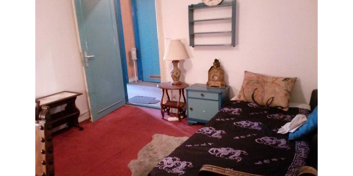 485,- ab 1.1.26 14qm möbliert un-befristet 2 - 6 monatelänger 1 zimmer