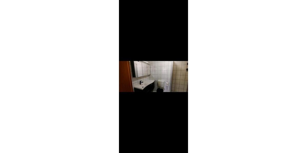 Dachgeschoßwohnung Ehringshausen - 3 Zimmer, 75 m&sup2;, 1.000&euro; | Angebot:26560728