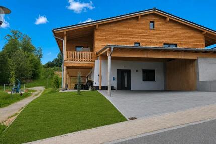 Haus Bischofsmais - 4.5 Zimmer, 148 m&sup2;, 1.300&euro; | Angebot:26703964