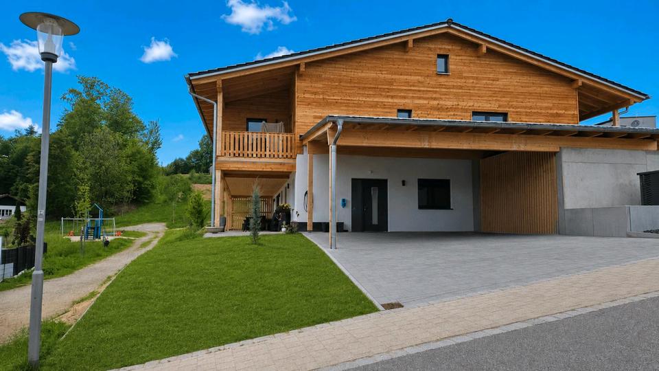 Mehrfamilienhaus, Wohnhaus Bischofsmais - 4.5 Zimmer, 148 m&sup2;, 1.300&euro; | Angebot:26703964