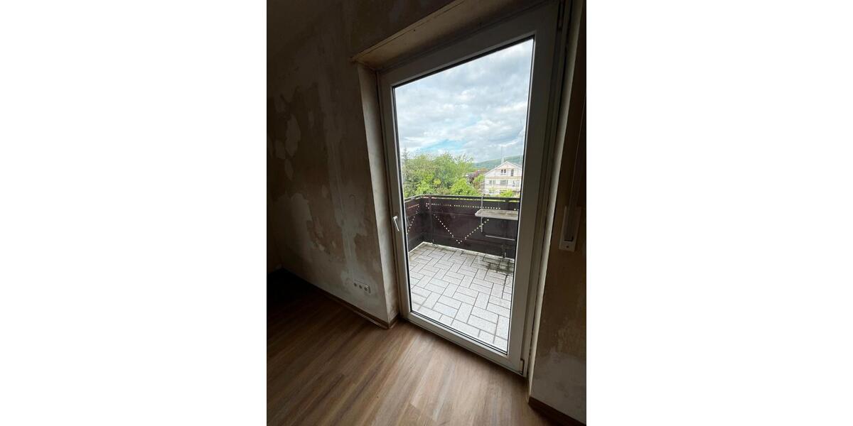 Etagenwohnung Marktheidenfeld - 4 Zimmer, 100 m&sup2;, 871&euro; | Angebot:26532038