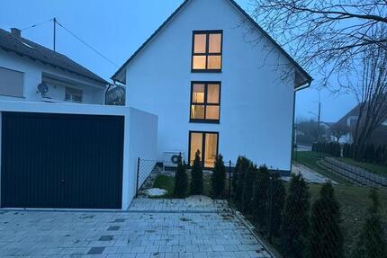 Doppelhaushälfte zur Miete – Erstbezug 7 zimmer