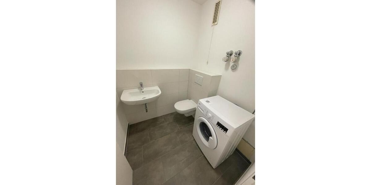 Etagenwohnung Deggendorf - 4 Zimmer, 87 m&sup2;, 1.000&euro; | Angebot:26056574