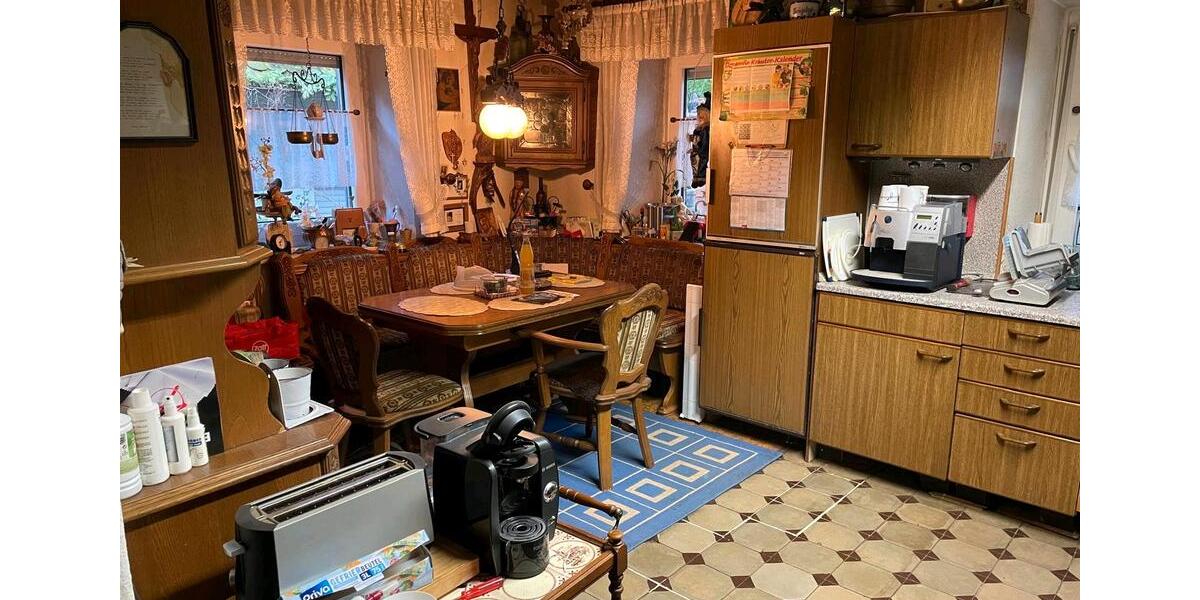 Einfamilienhaus Nördlingen - 8 Zimmer, 180 m&sup2;, 1.350&euro; | Angebot:26252324