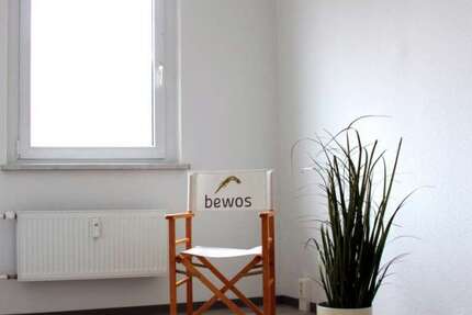 Wohnung Oschersleben - 3 Zimmer, 65 m&sup2;, 370&euro; | Angebot:26090758