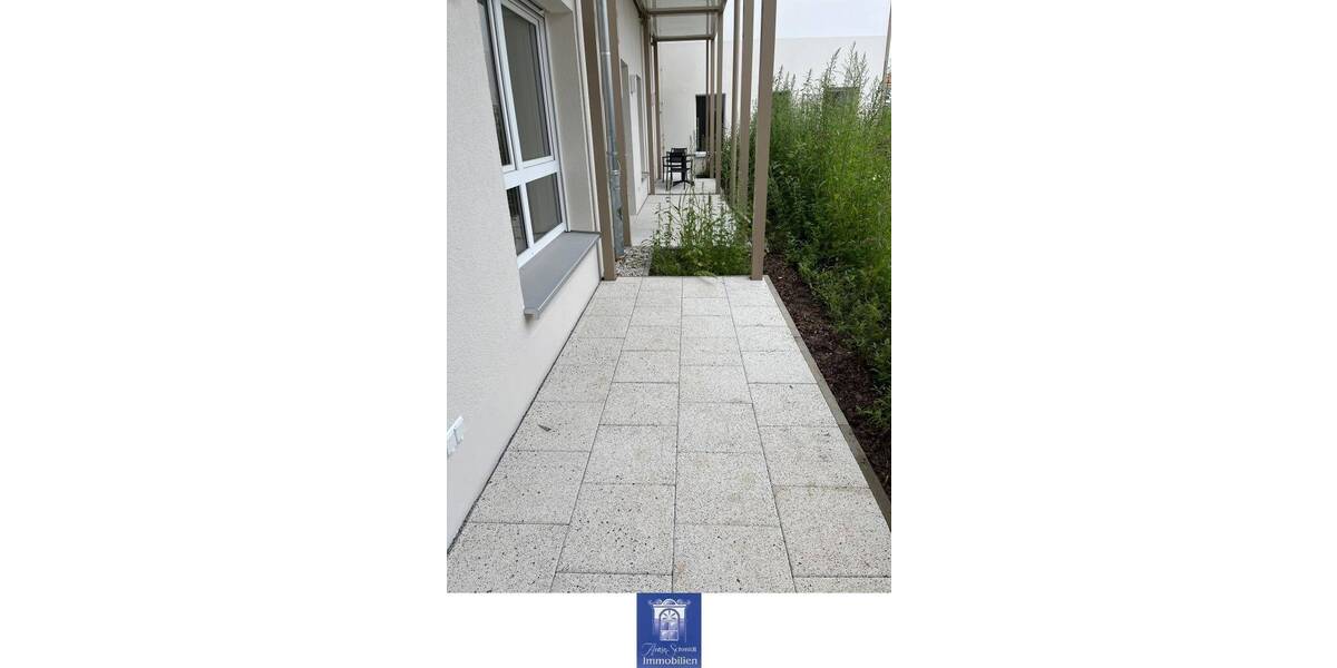 Etagenwohnung Arnsdorf - 2 Zimmer, 72 m&sup2;, 730&euro; | Angebot:25709062