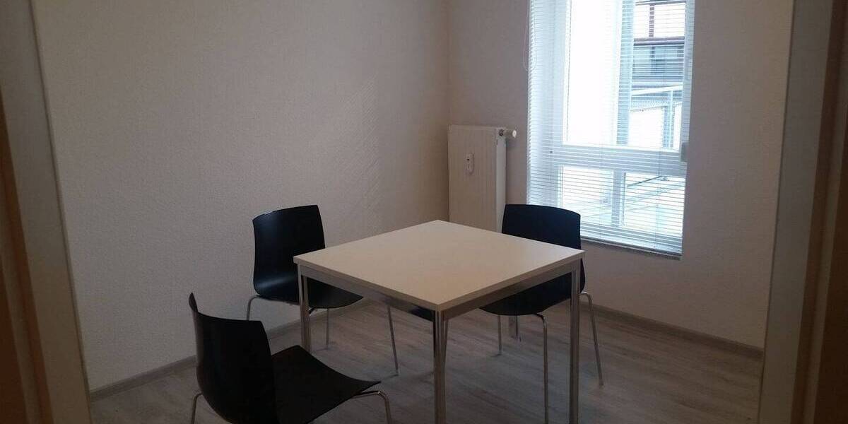 Etagenwohnung Vaihingen an der Enz - 5 Zimmer, 182 m&sup2;, 1.600&euro; | Angebot:26127687